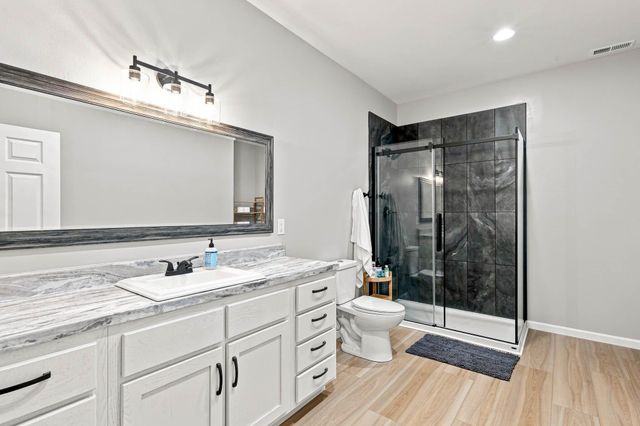 1768 S Gregg Road, Nixa, MO 65714
