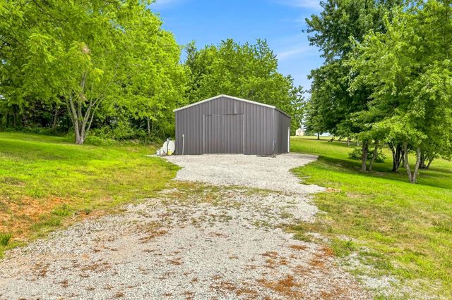 1768 S Gregg Road, Nixa, MO 65714