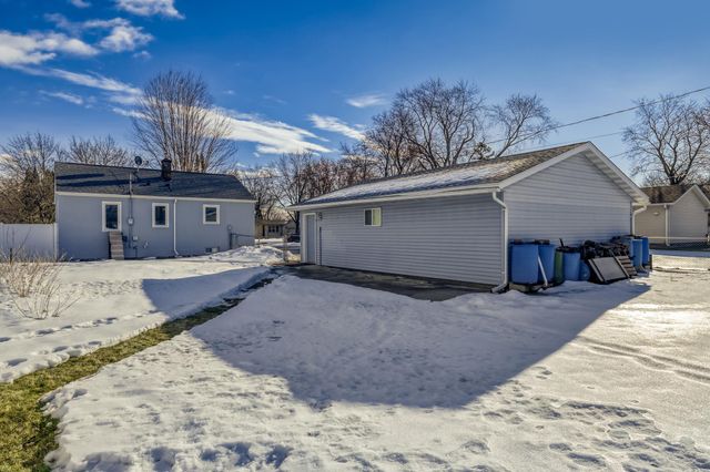 1021 Marshall Avenue, Saint Paul Park, MN 55071