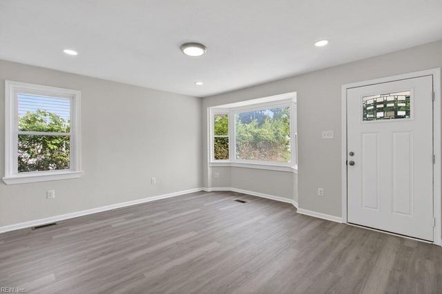 212 Boswell DR, Hampton, VA 23669