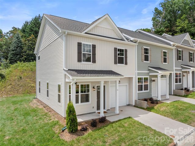 16 Bessie Luther Boulevard unit 39, Candler, NC 28715
