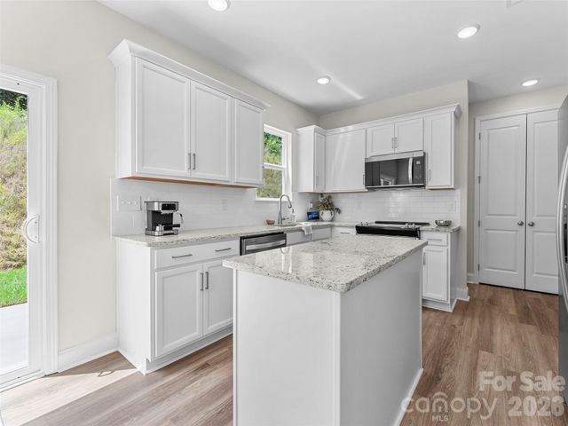 16 Bessie Luther Boulevard unit 39, Candler, NC 28715