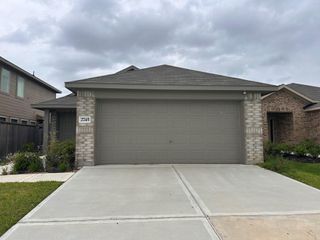 2745 Cadiz Bay Drive, Conroe, TX 77301