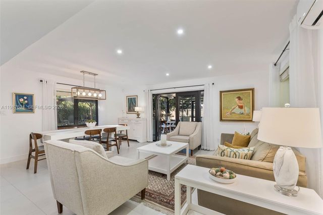 7720 SW 59th Ct, South Miami, FL 33143