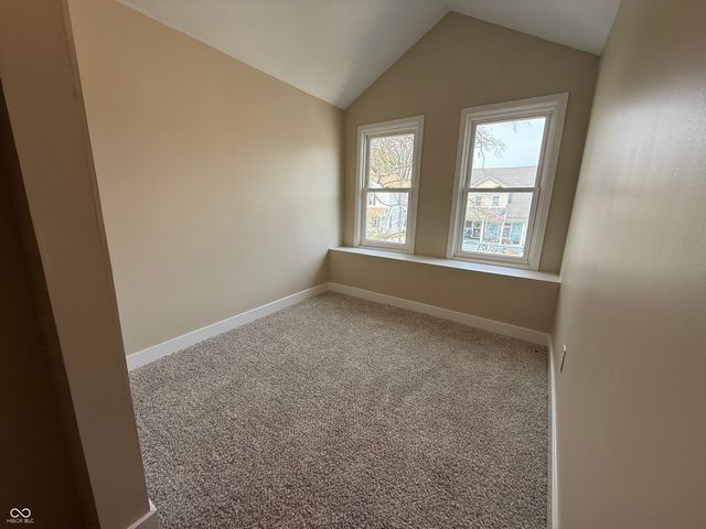 207 E Broadway Street, Alexandria, IN 46001