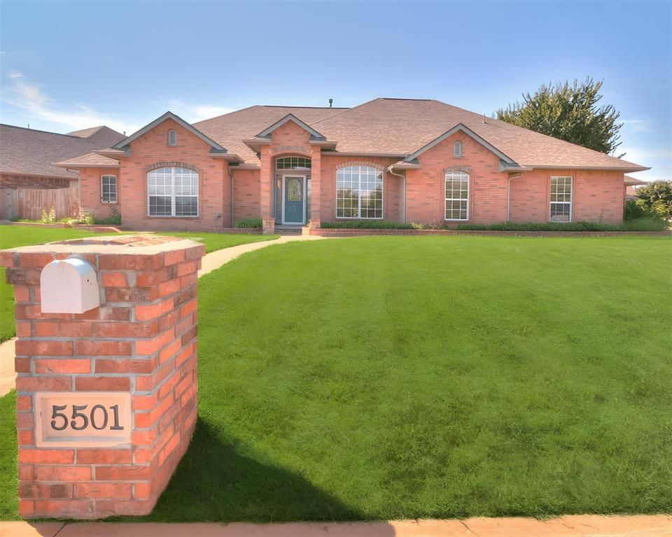 5501 Lanceshire Lane, Oklahoma City, OK 73135