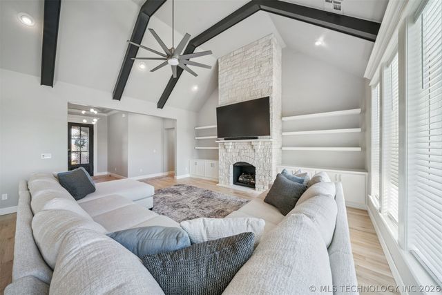 16505 S 4th East Place, Glenpool, OK 74033