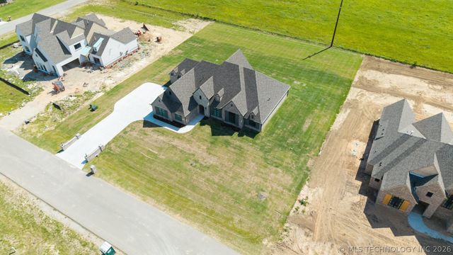16505 S 4th East Place, Glenpool, OK 74033