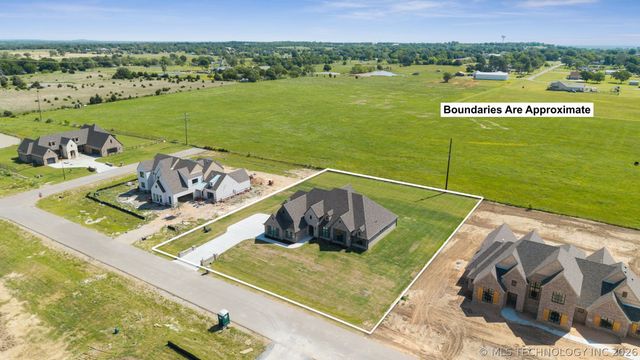 16505 S 4th East Place, Glenpool, OK 74033