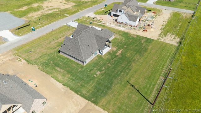 16505 S 4th East Place, Glenpool, OK 74033