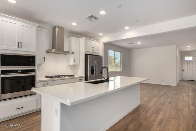 17318 W Surrey Drive, Surprise, AZ 85388