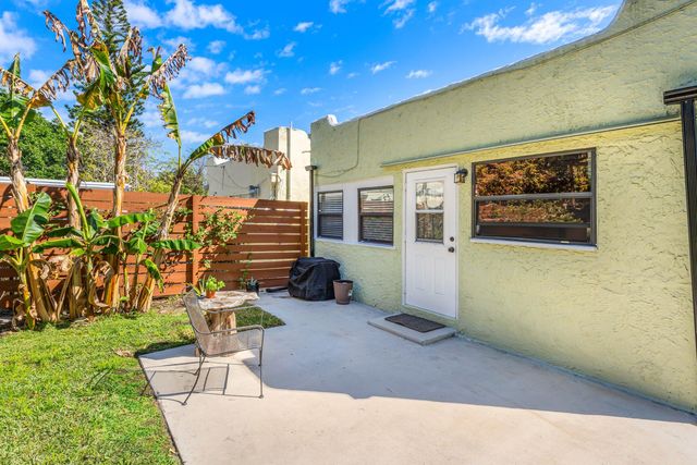 921 S M Street, Lake Worth Beach, FL 33460