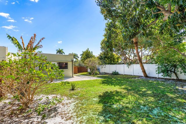 921 S M Street, Lake Worth Beach, FL 33460