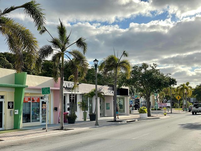 921 S M Street, Lake Worth Beach, FL 33460