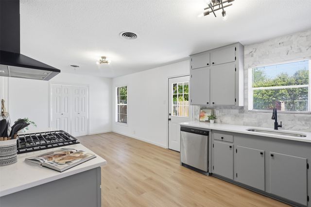 5421 Palmer Drive, Haltom City, TX 76117