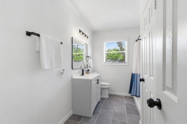 5421 Palmer Drive, Haltom City, TX 76117