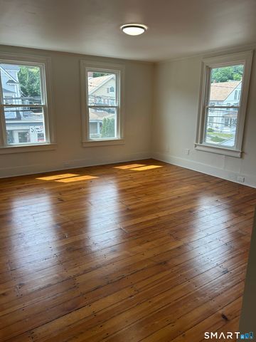 163 Meadow Street 2 F, Naugatuck, CT 06770