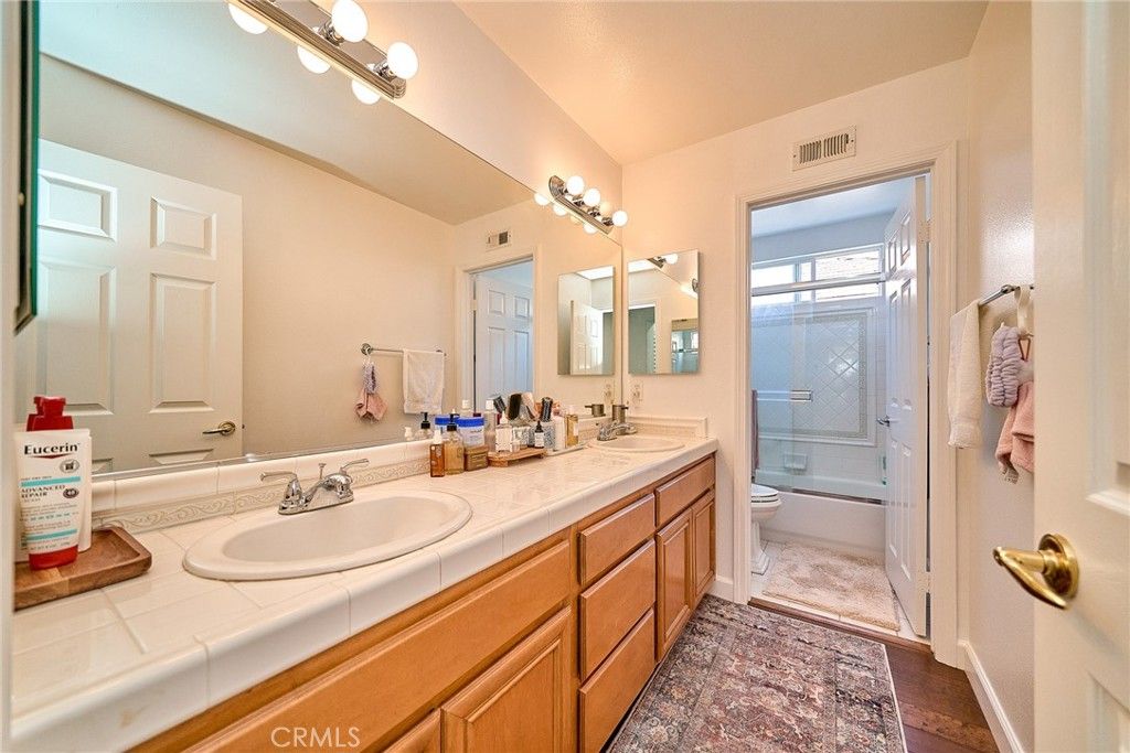 Image 39 of property listing at 25750 Wallace Place, Stevenson Ranch, CA 91381