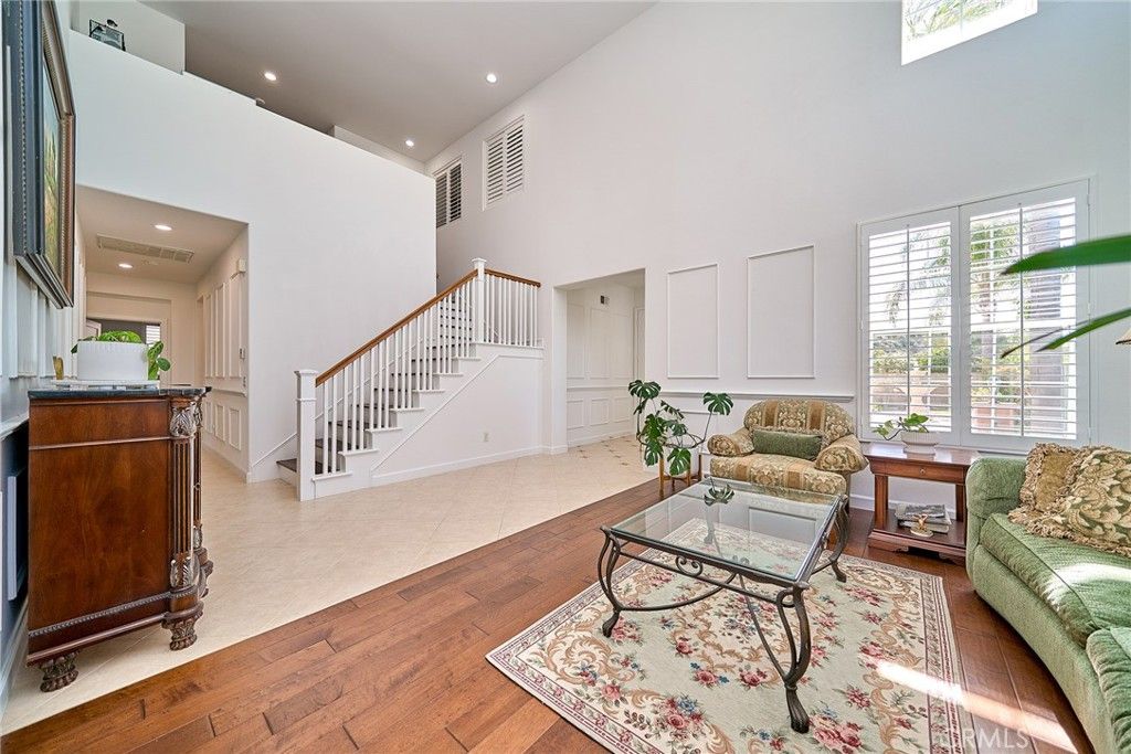 Image 8 of property listing at 25750 Wallace Place, Stevenson Ranch, CA 91381