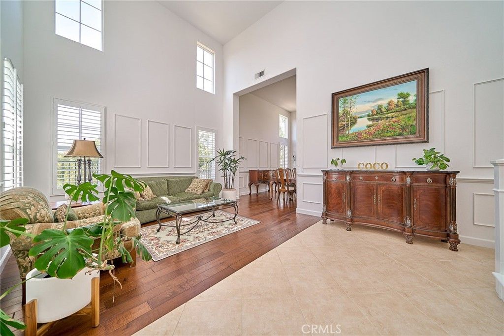 Image 9 of property listing at 25750 Wallace Place, Stevenson Ranch, CA 91381