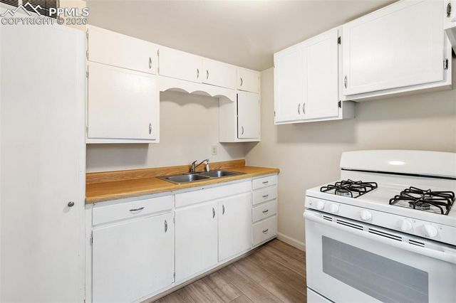 1531 W Cheyenne Road, Colorado Springs, CO 80906