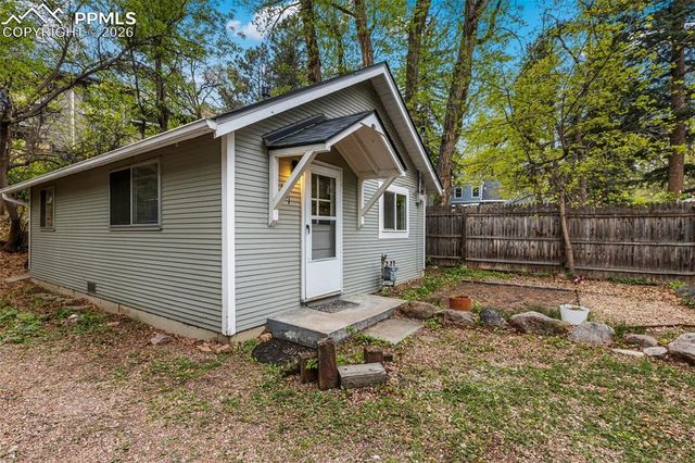 1531 W Cheyenne Road, Colorado Springs, CO 80906