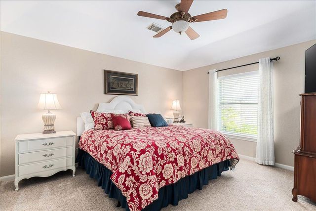 58 Cottondale RD, The Hills, TX 78738