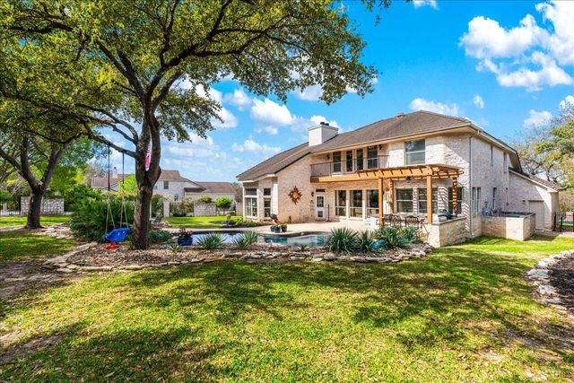 58 Cottondale RD, The Hills, TX 78738