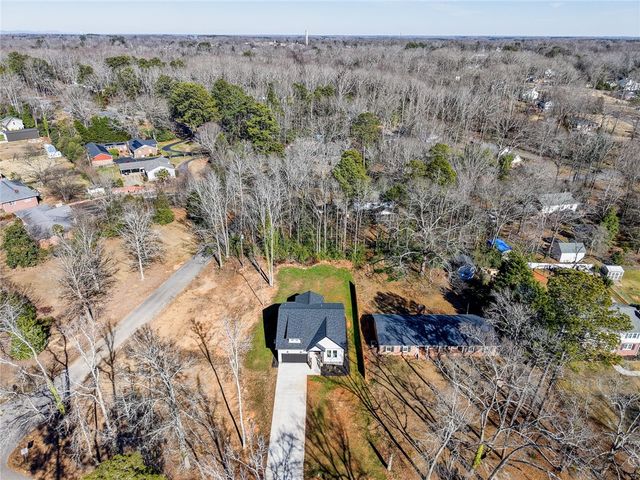 304 Palmetto Parkway, Belton, SC 29627