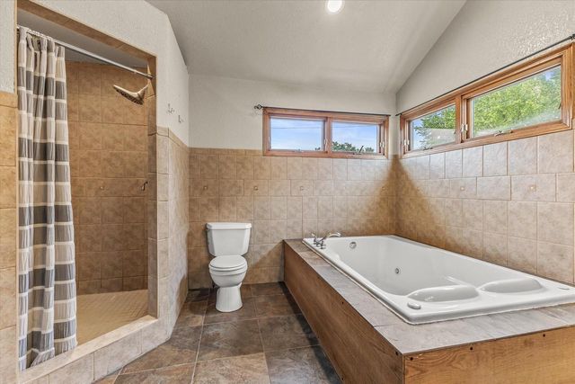 2925 N Main STREET, Racine, WI 53402