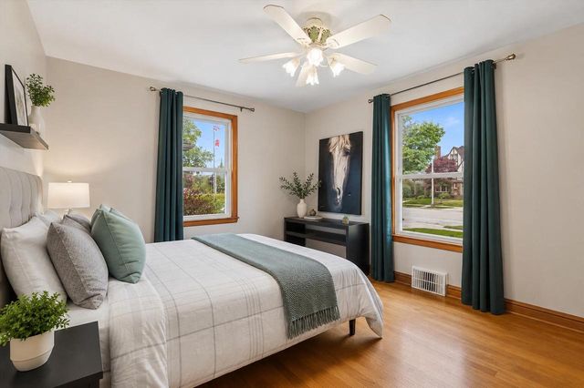 2925 N Main STREET, Racine, WI 53402