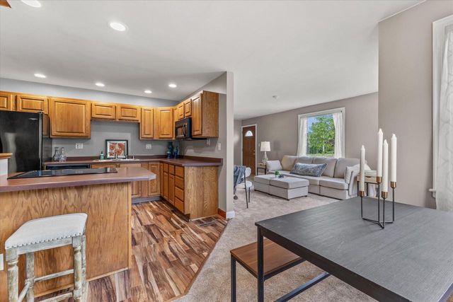 2925 N Main STREET, Racine, WI 53402