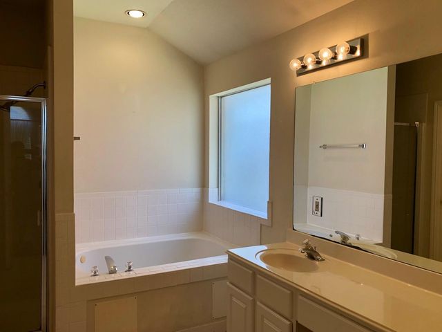 1911 Blooming Park Lane, Katy, TX 77450