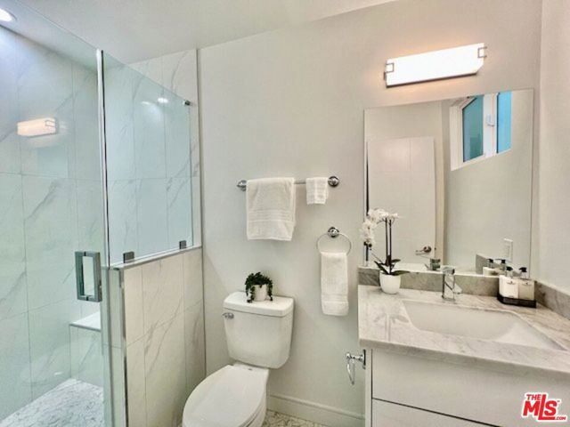 2012 S Bedford Street 1A, Los Angeles, CA 90034