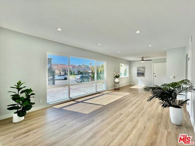 2012 S Bedford Street 1A, Los Angeles, CA 90034