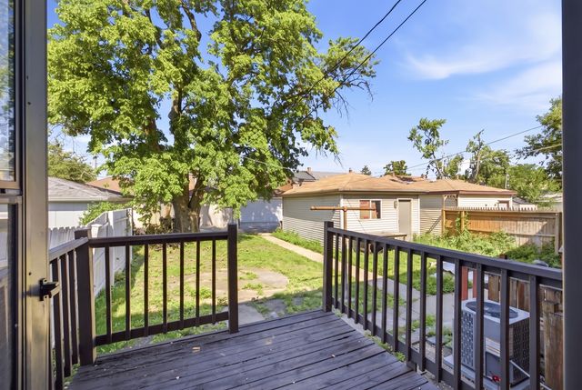 6456 S Lockwood Avenue, Chicago, IL 60638