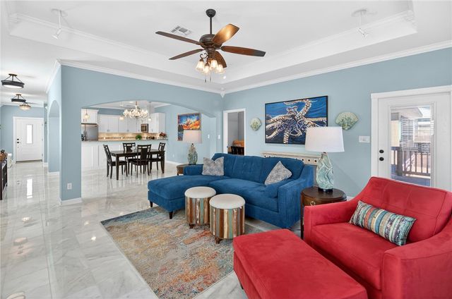 330 PARADISE POINTE Dr, Port Aransas, TX 78373