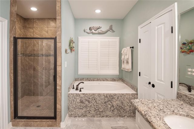 330 PARADISE POINTE Dr, Port Aransas, TX 78373