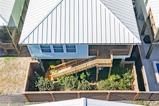 330 PARADISE POINTE Dr, Port Aransas, TX 78373
