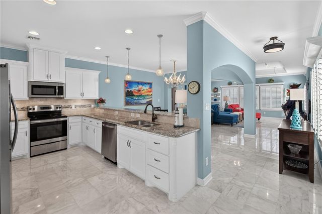 330 PARADISE POINTE Dr, Port Aransas, TX 78373