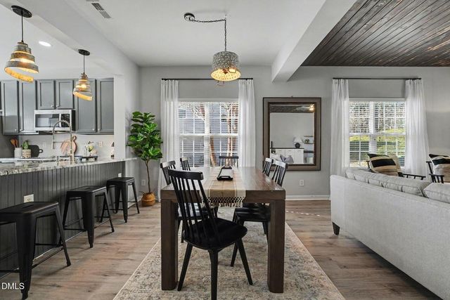 110 Anterbury Drive, Apex, NC 27502