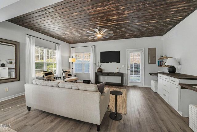 110 Anterbury Drive, Apex, NC 27502