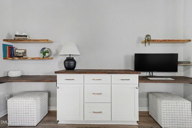 110 Anterbury Drive, Apex, NC 27502