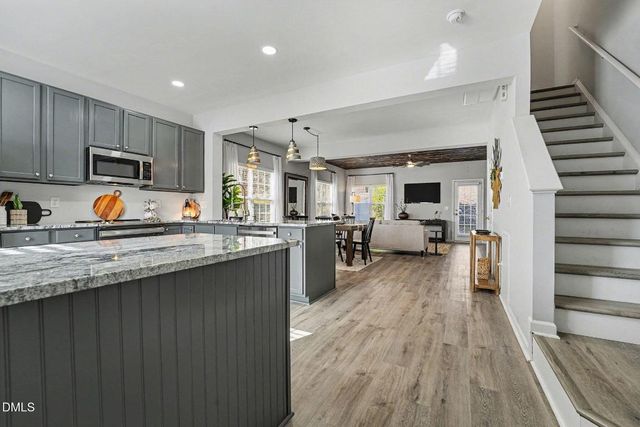 110 Anterbury Drive, Apex, NC 27502