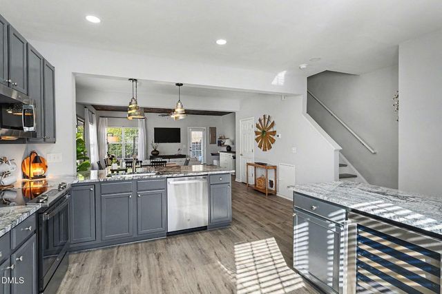 110 Anterbury Drive, Apex, NC 27502