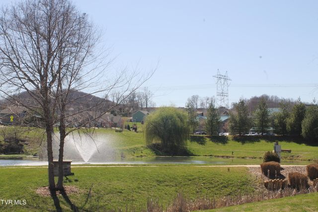 2588 Bridgeforth Crossing, Kingsport, TN 37664