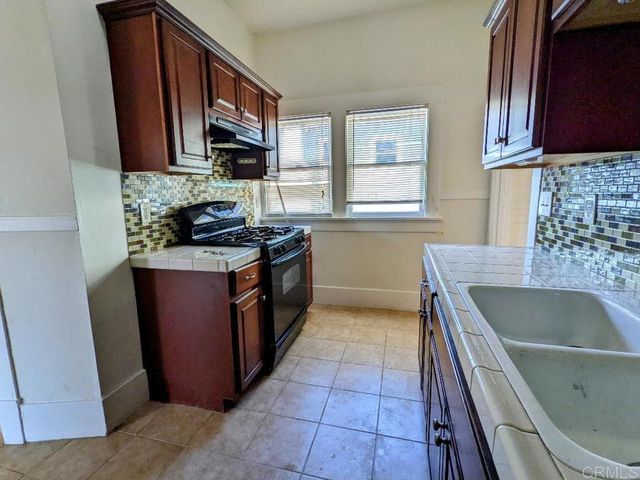 515 24th St, San Diego, CA 92102