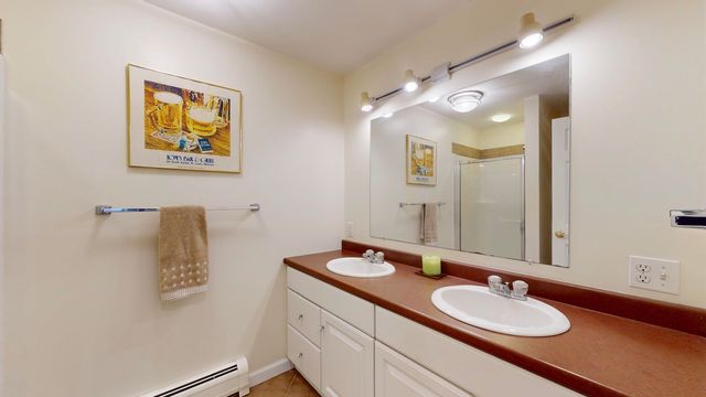 525 Columbus Smith Road, Salisbury, VT 05769