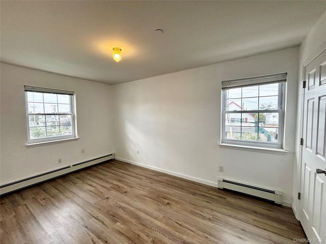 6261 De Costa Avenue 2nd floor, Arverne, NY 11692