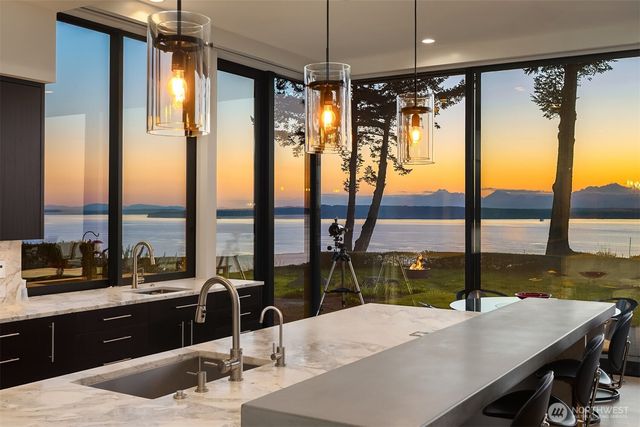 22702 Dogwood Lane, Woodway, WA 98020